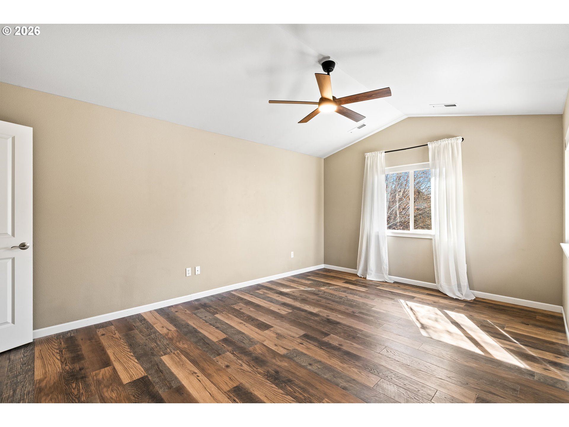 63063 Angler Ave Property Photo 17
