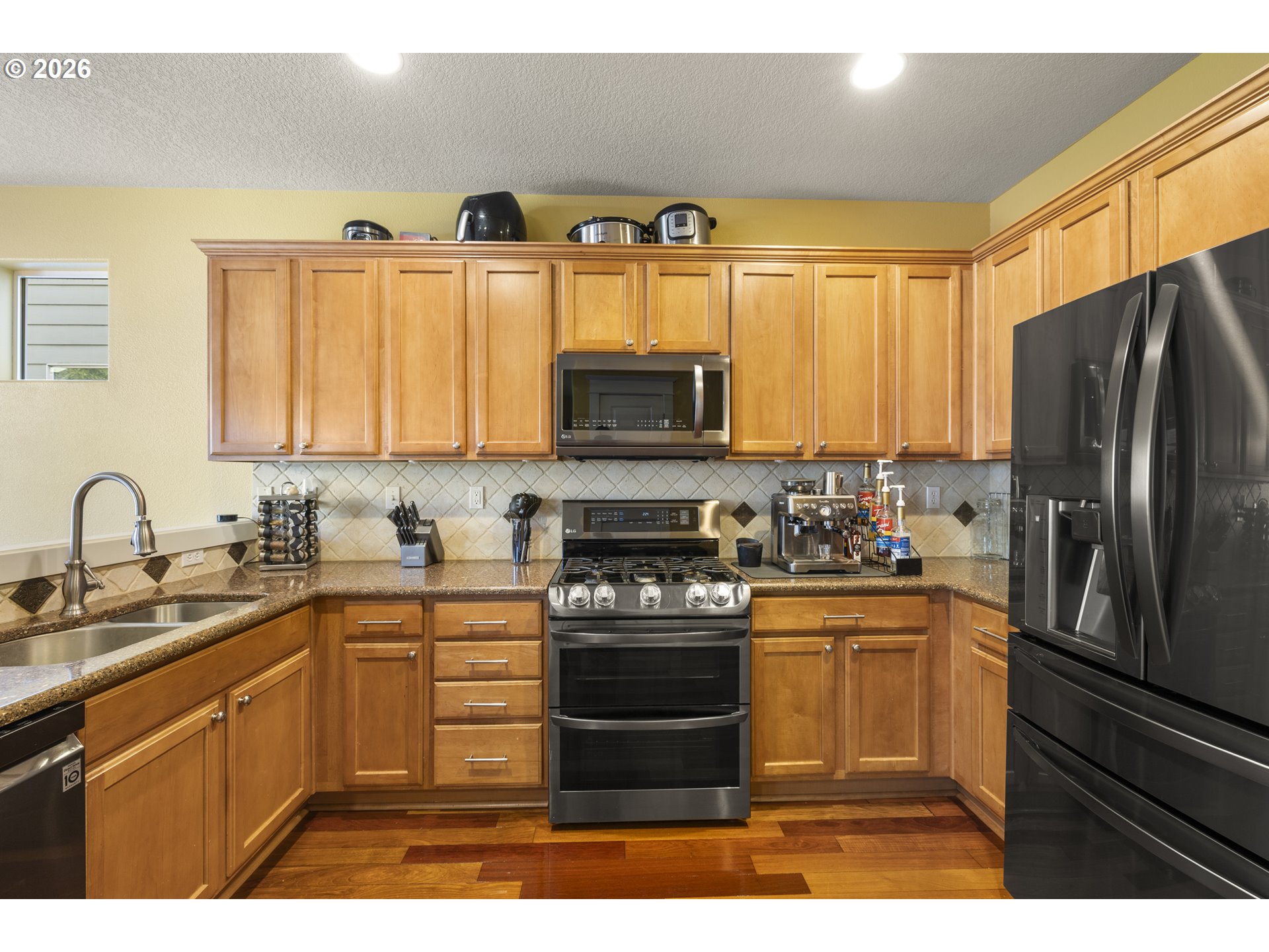 328 N Oak Leaf St Property Photo 9
