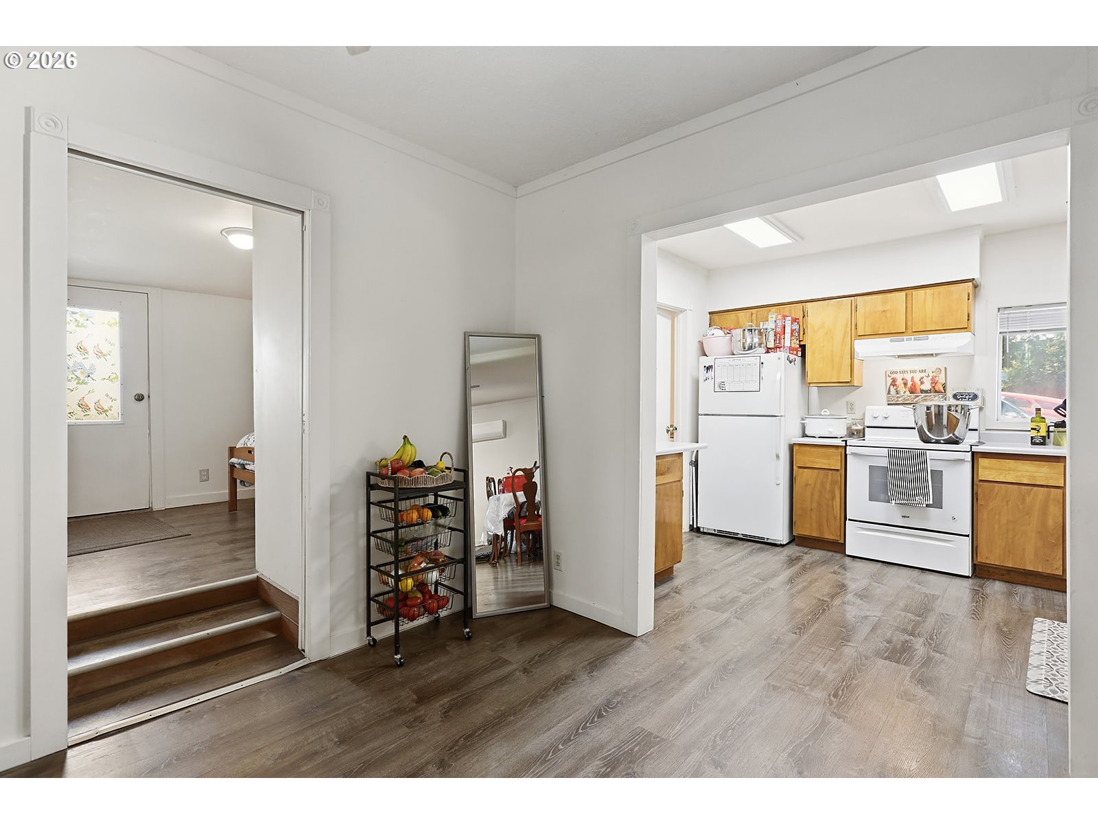 320 E Steuben St Property Photo 16