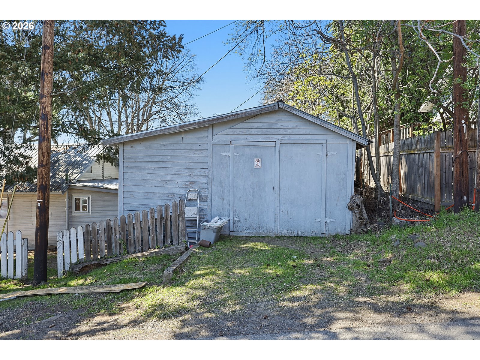 320 E Steuben St Property Photo 31