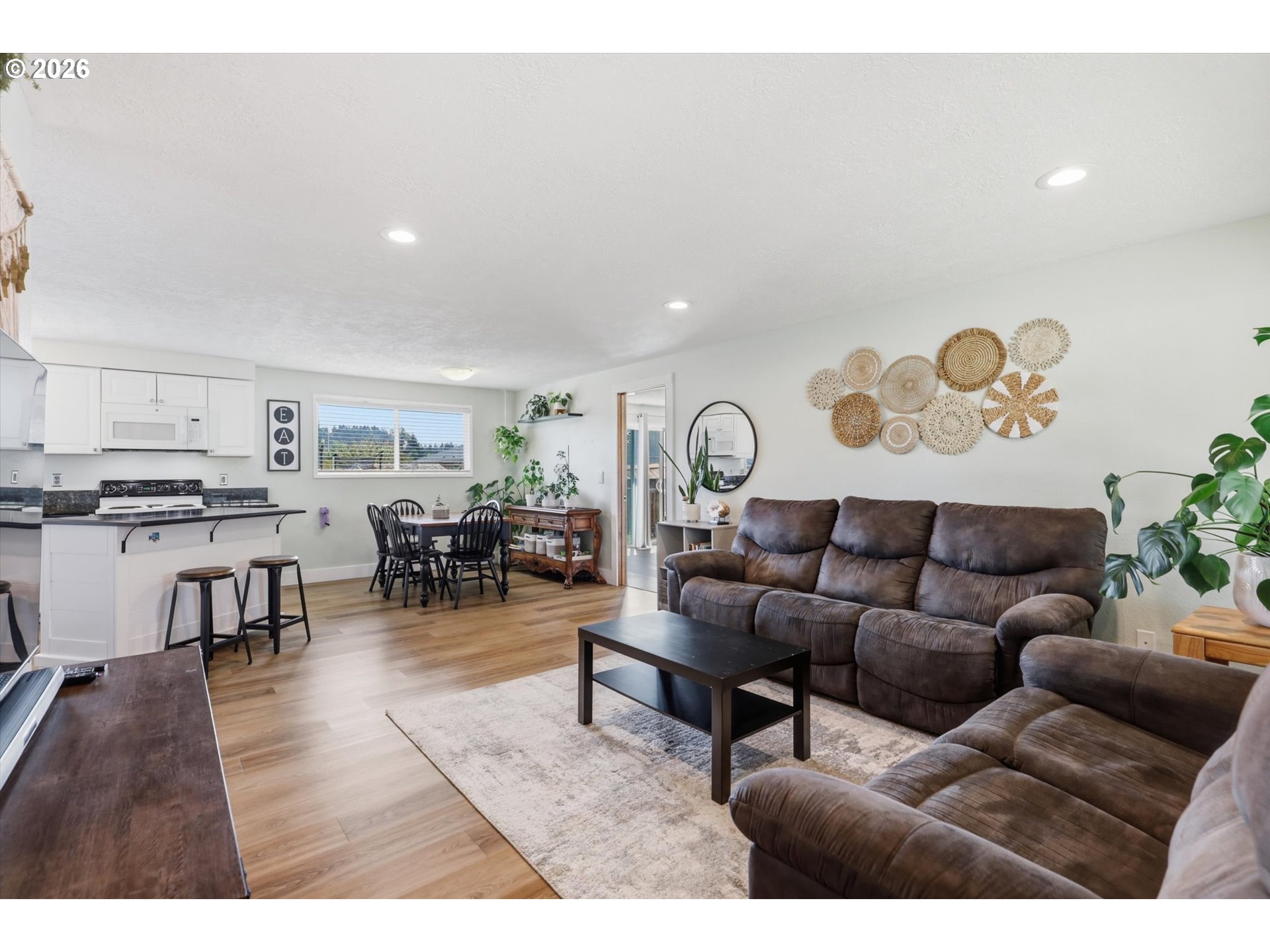 5634 Modesto Ct Property Photo 2