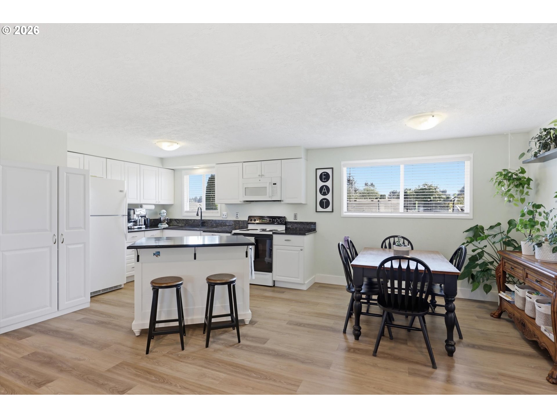 5634 Modesto Ct Property Photo 11