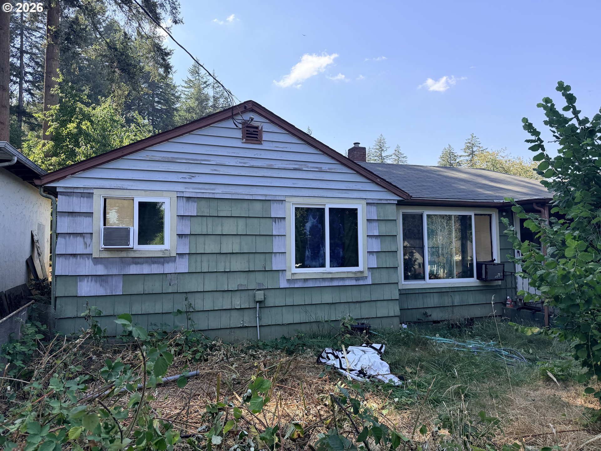 140 7th Ave Property Photo 1