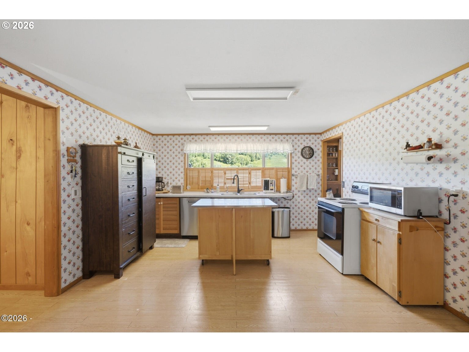 25555 Blaine Rd Property Photo 14