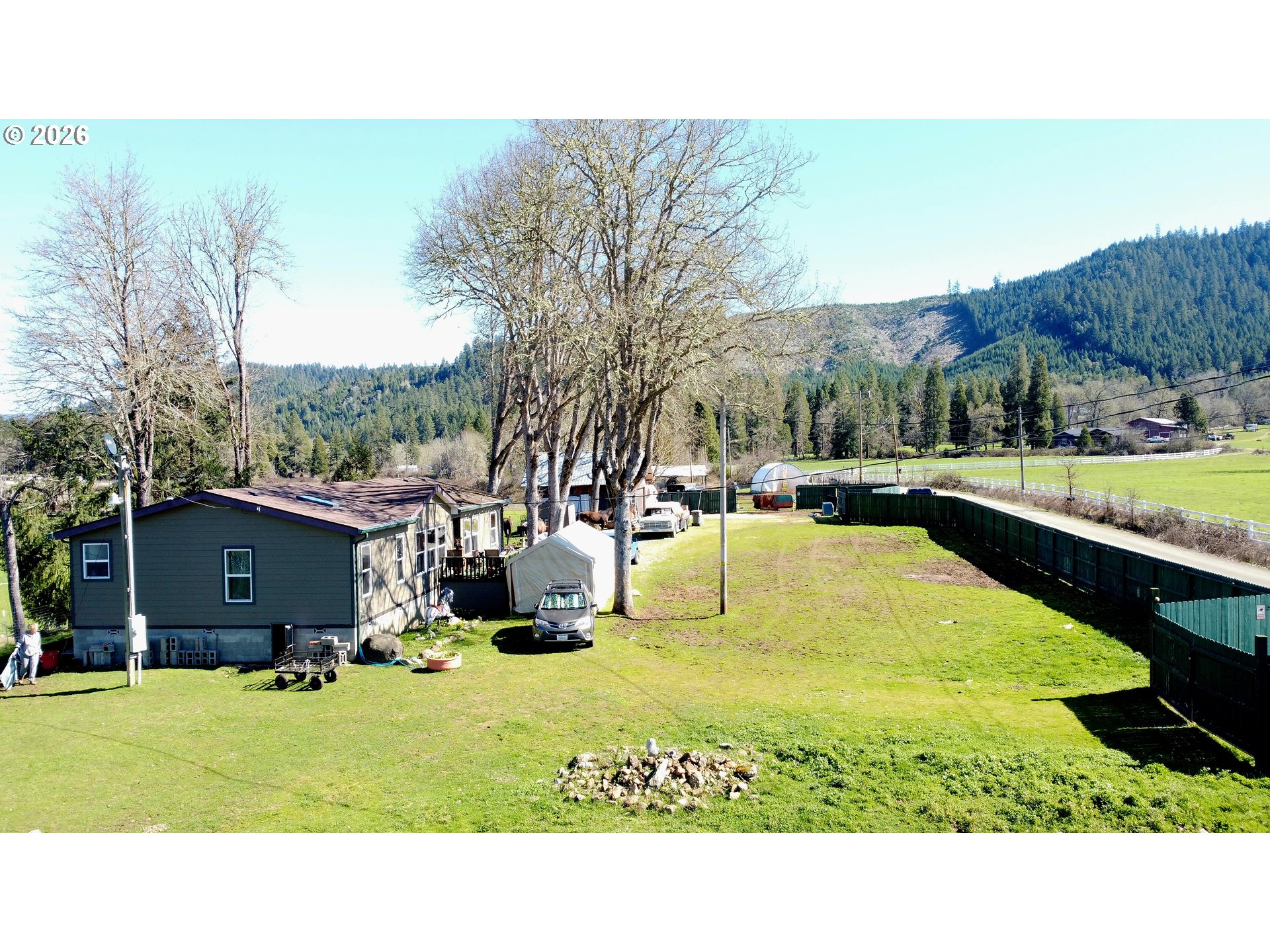 514 Eakin Rd Property Photo 35