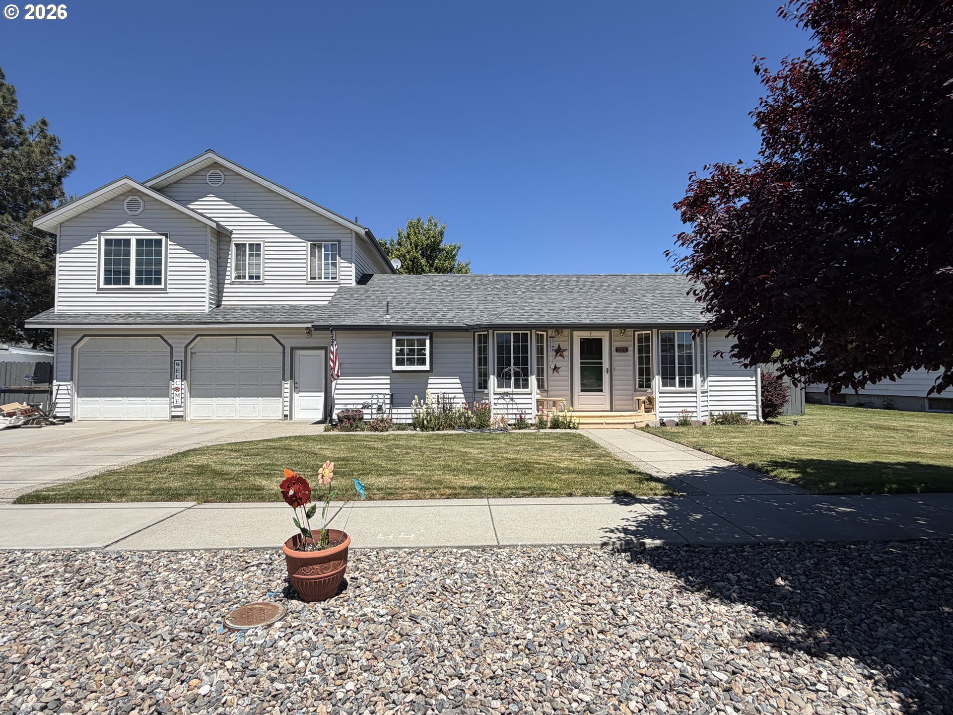 2280 D St Property Photo 4