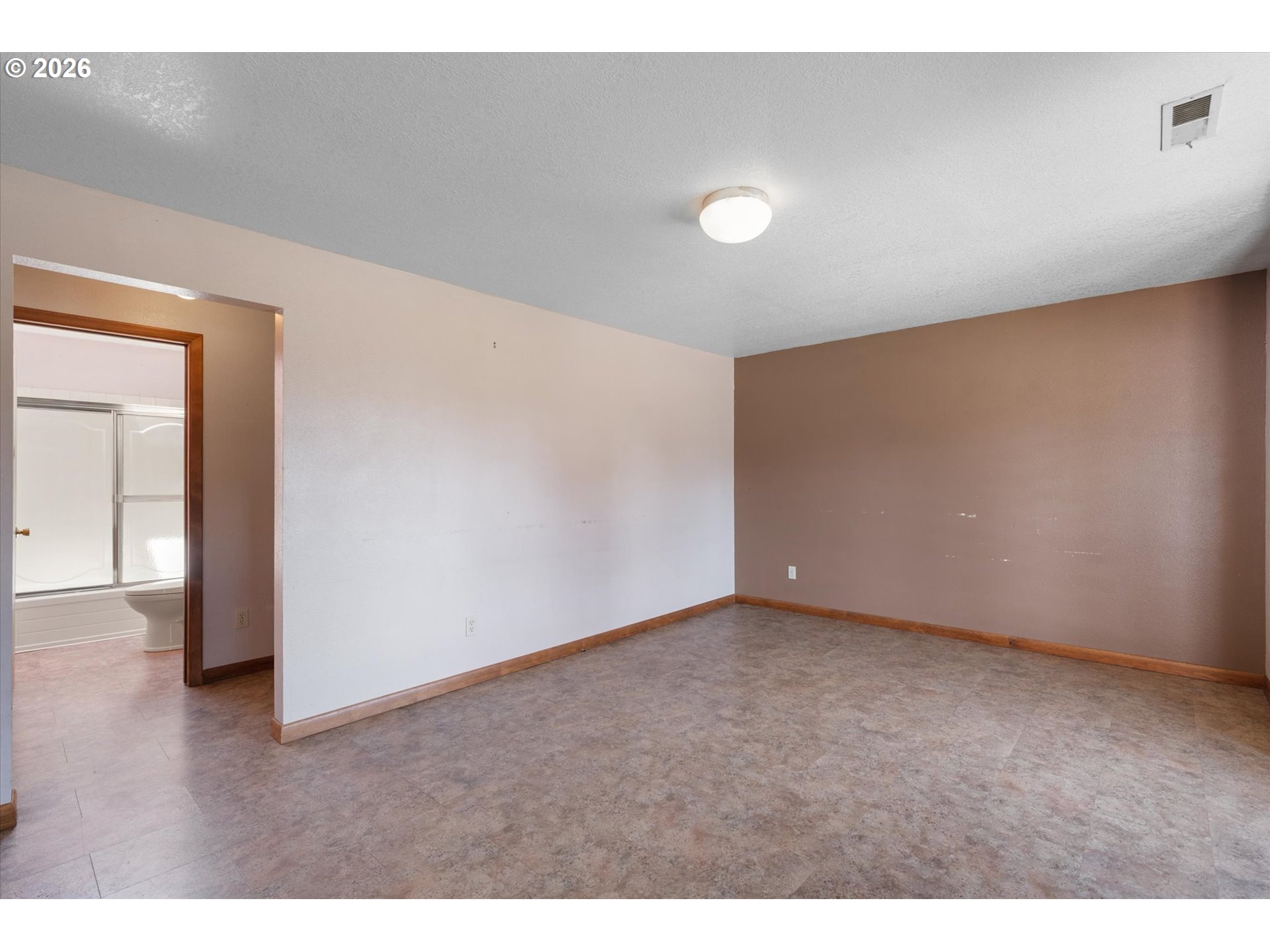 2280 D St Property Photo 12