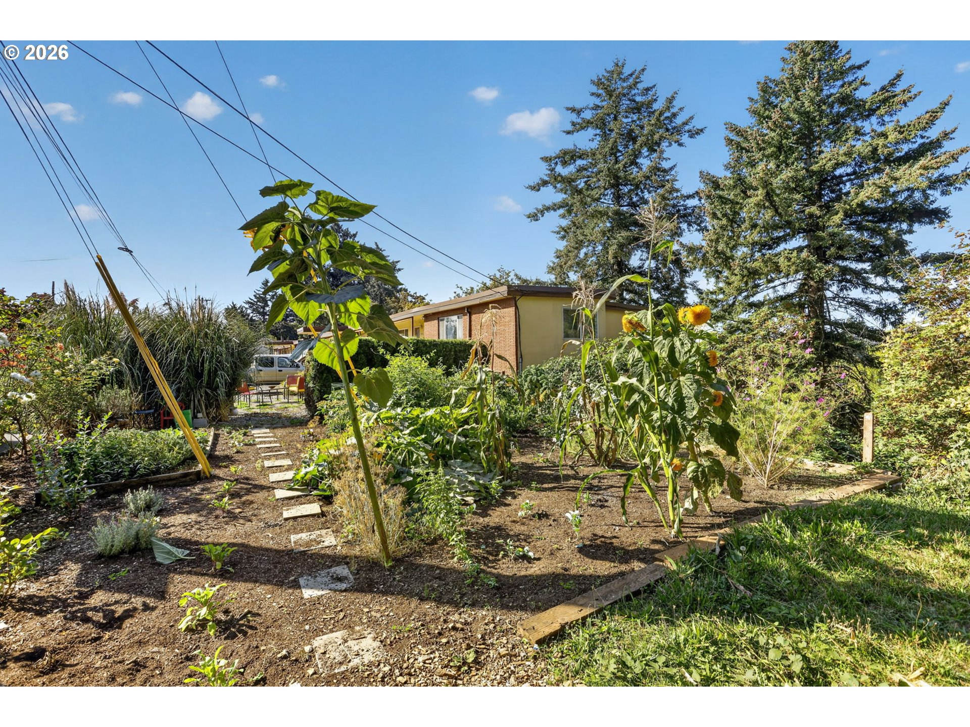925 Ne 68th Ave Property Photo 14