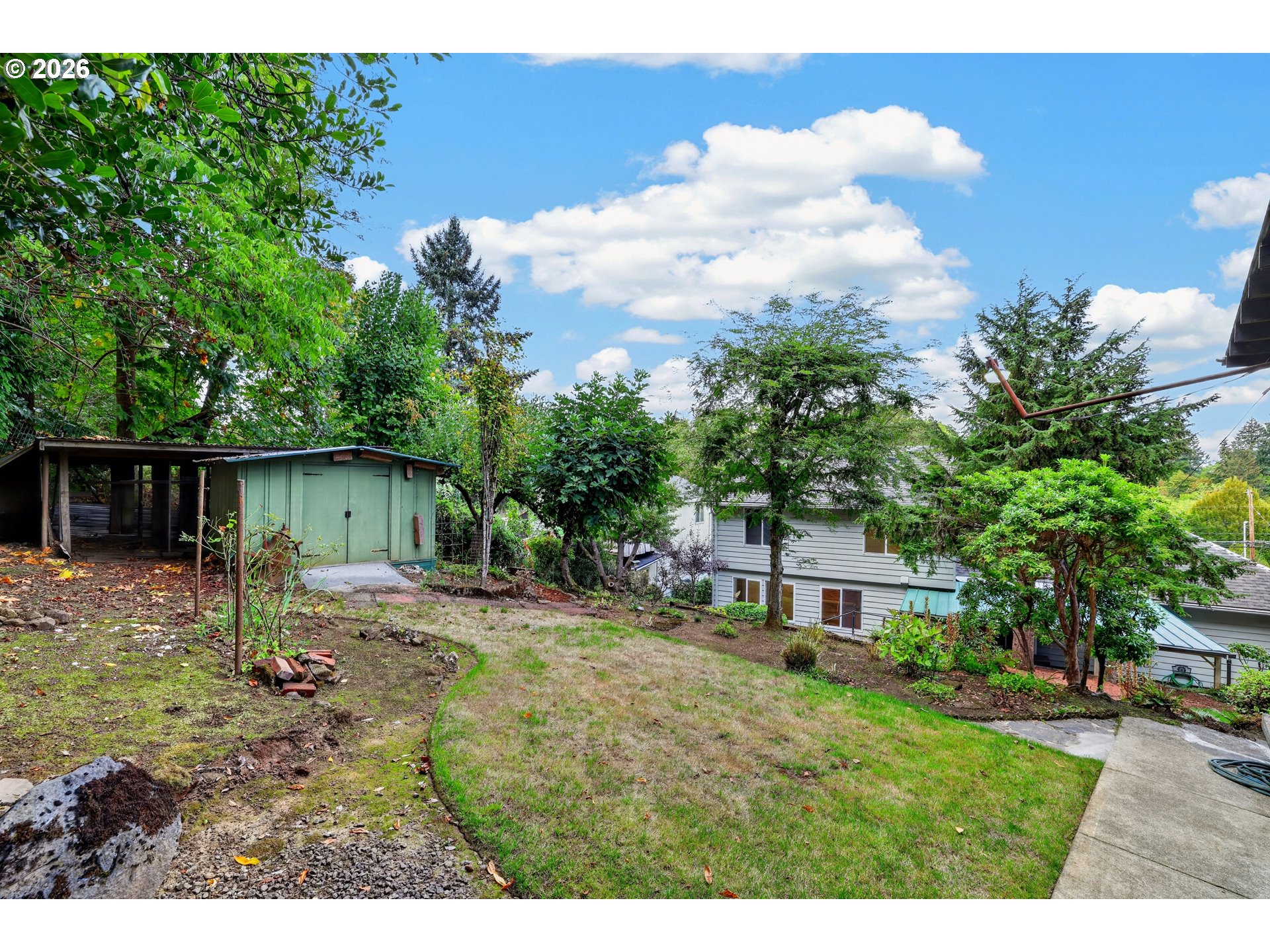 21695 Willamette Dr Property Photo 42