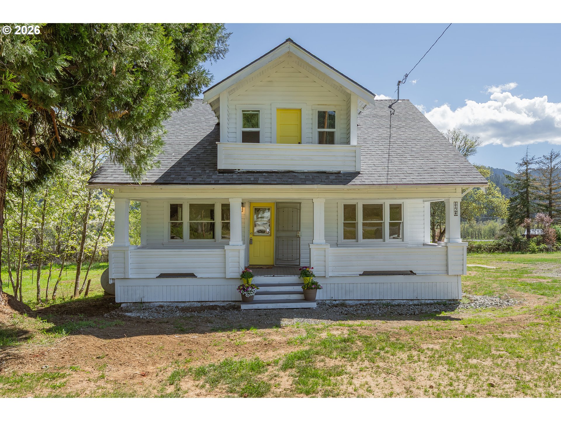 412 Azalea Glen Rd Property Photo 2