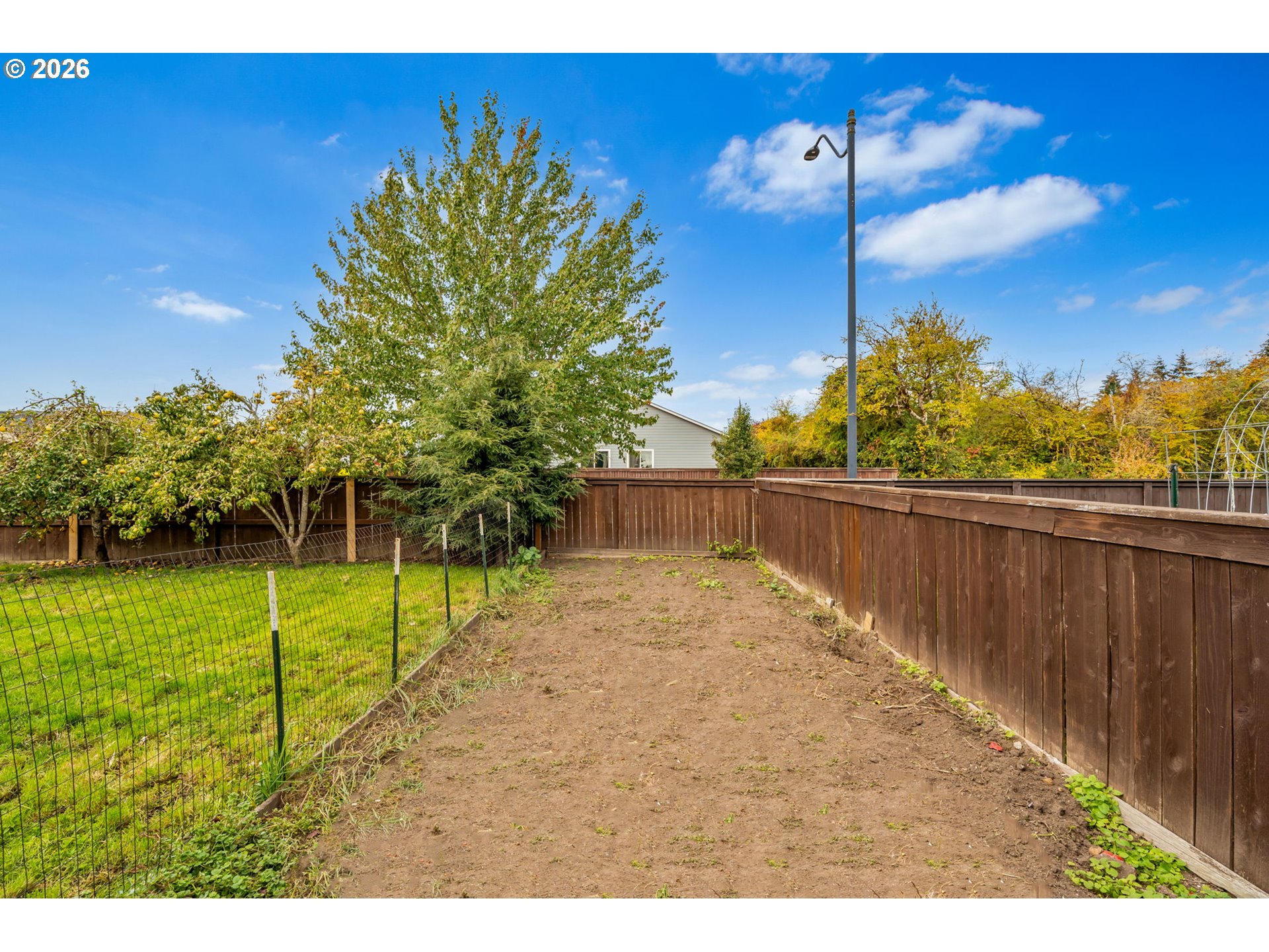 405 N Helens View Dr Property Photo 5