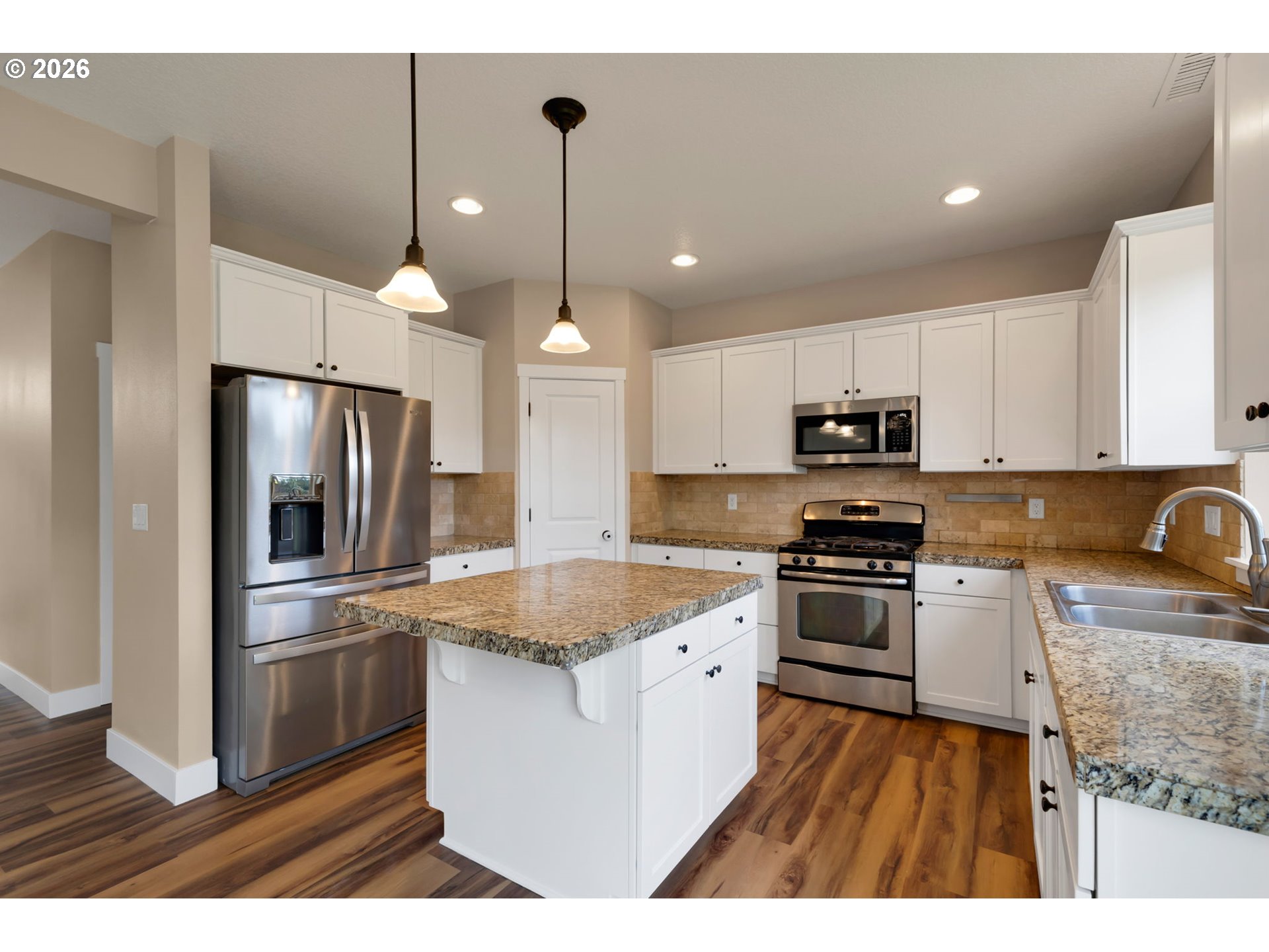 405 N Helens View Dr Property Photo 11