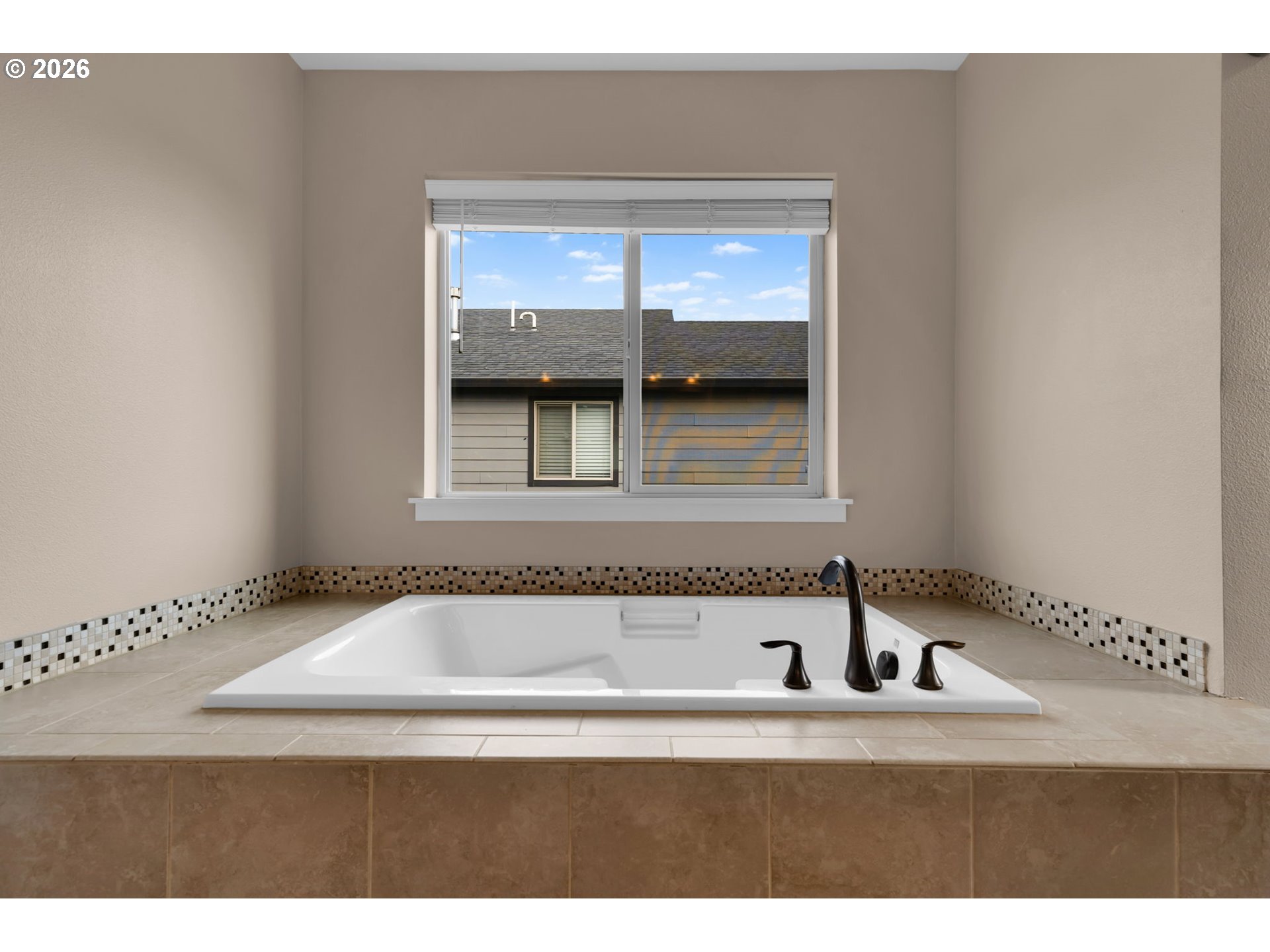 405 N Helens View Dr Property Photo 25
