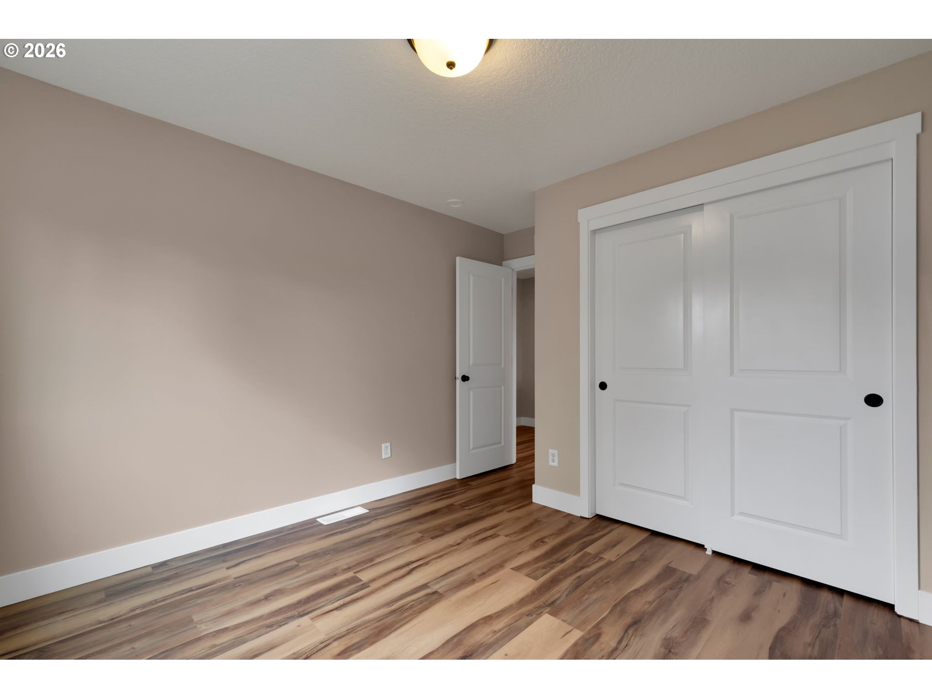 405 N Helens View Dr Property Photo 29