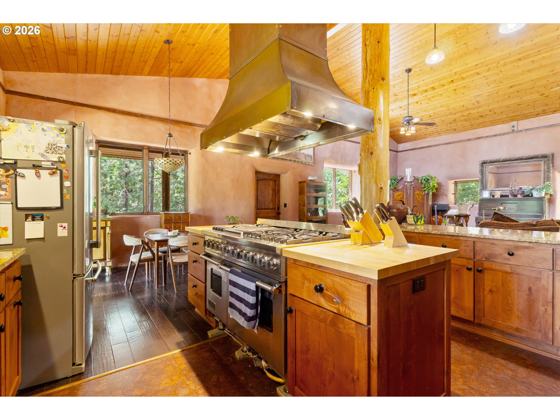 422 Onion Mountain Rd Property Photo 14