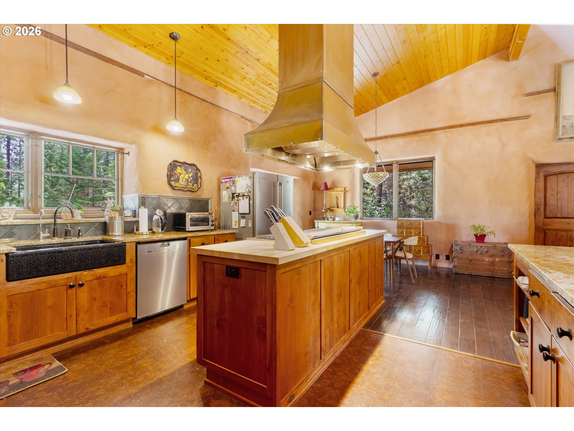 422 Onion Mountain Rd Property Photo 15