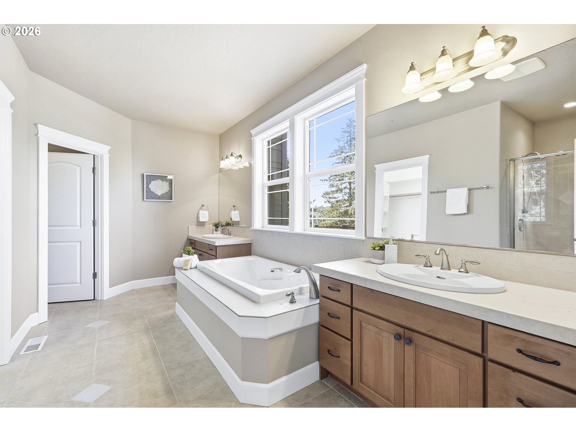 2423 Tipperary Ct Property Photo 16