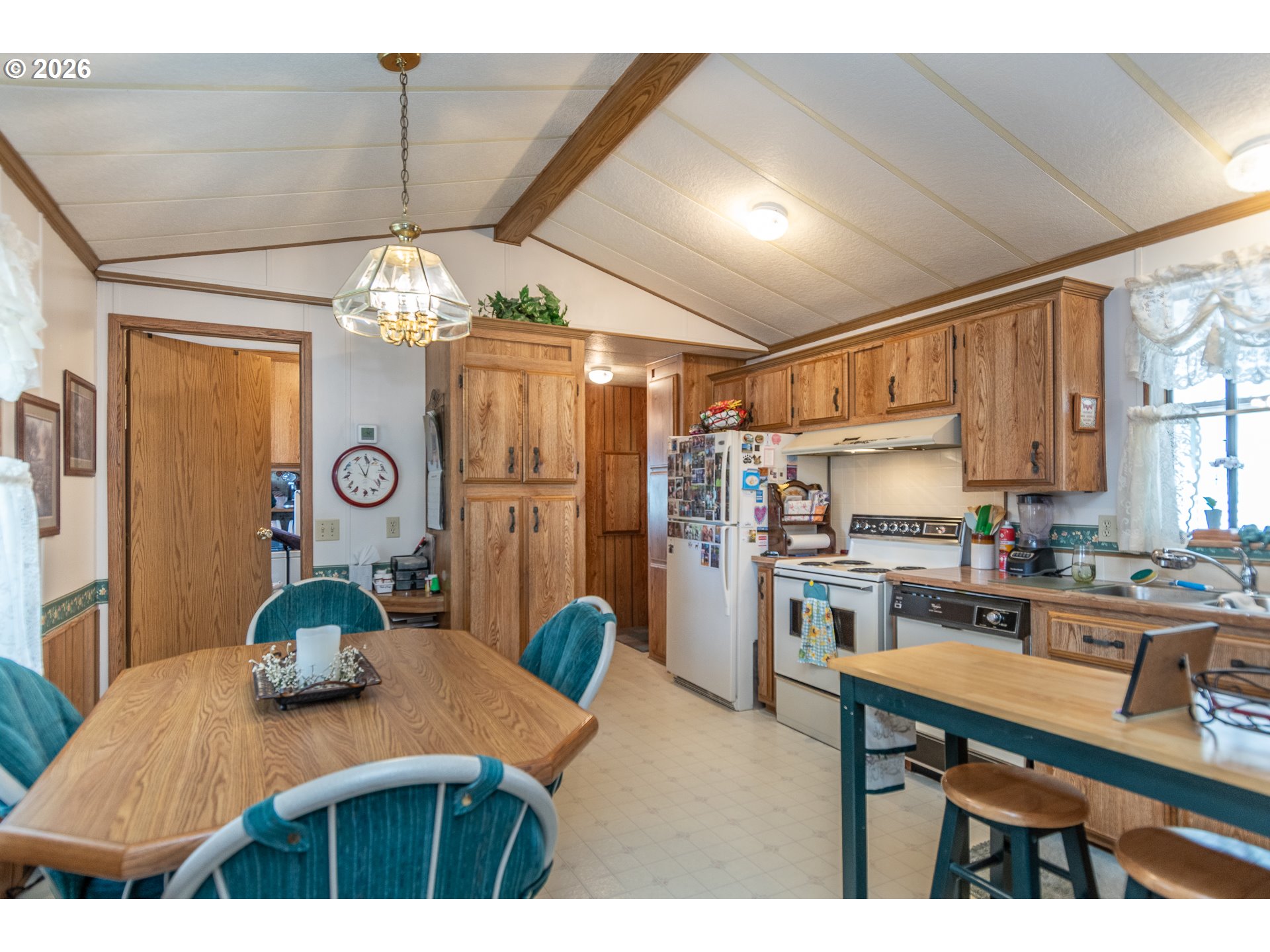 1007 Shadow Ranch Ln Property Photo 8