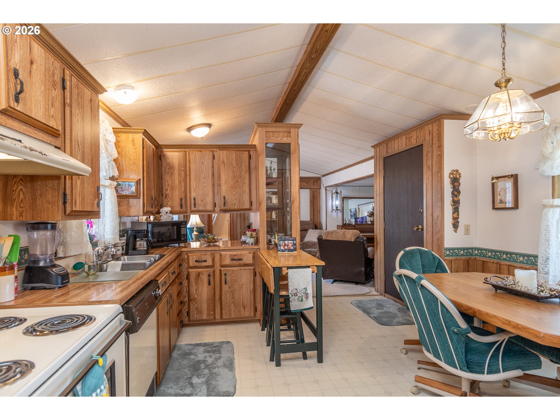 1007 Shadow Ranch Ln Property Photo 15