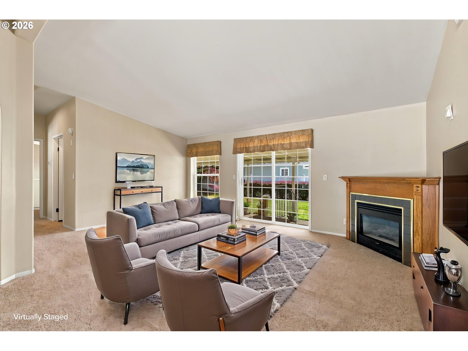 2587 Northampton Property Photo 5