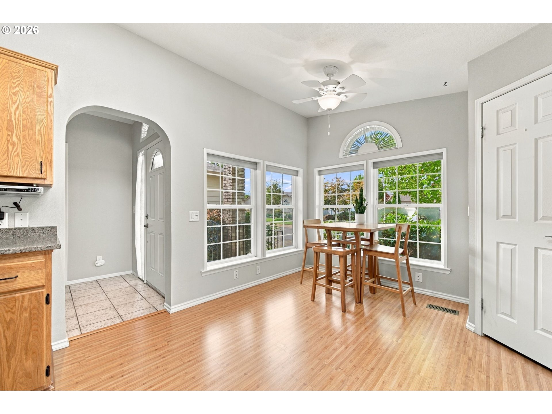 2587 Northampton Property Photo 10