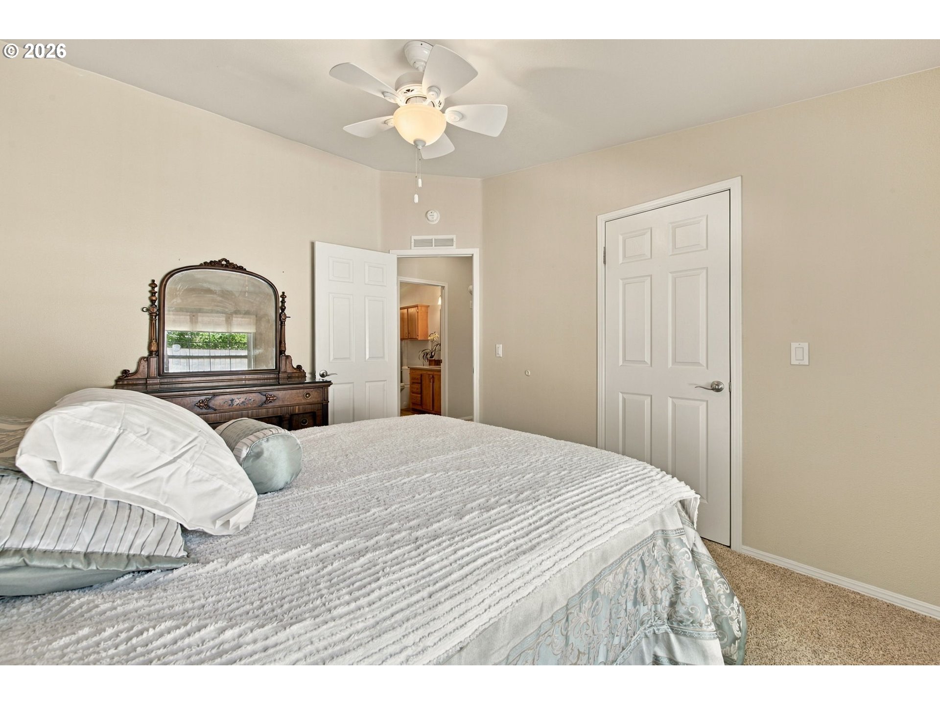 2587 Northampton Property Photo 28