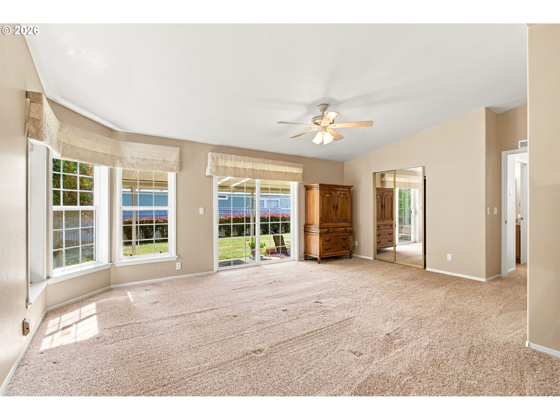 2587 Northampton Property Photo 31