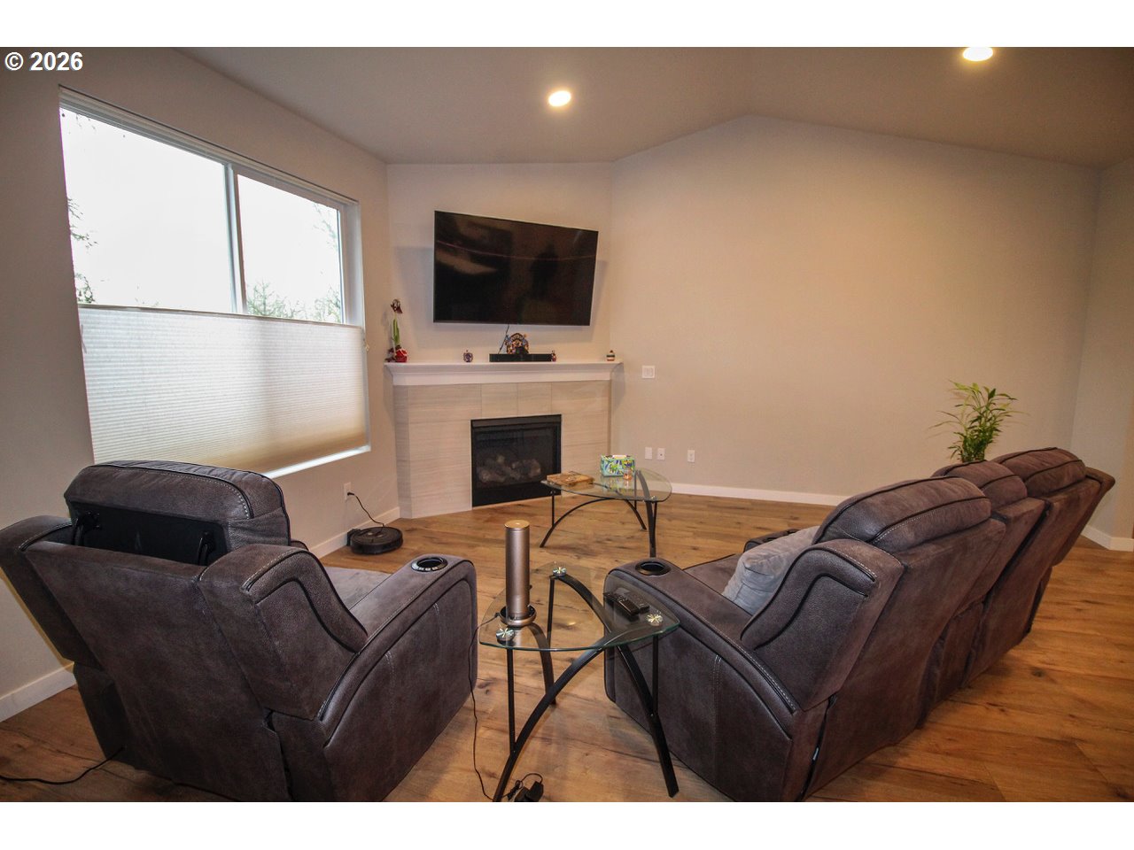 1683 S Quartz Dr Property Photo 7