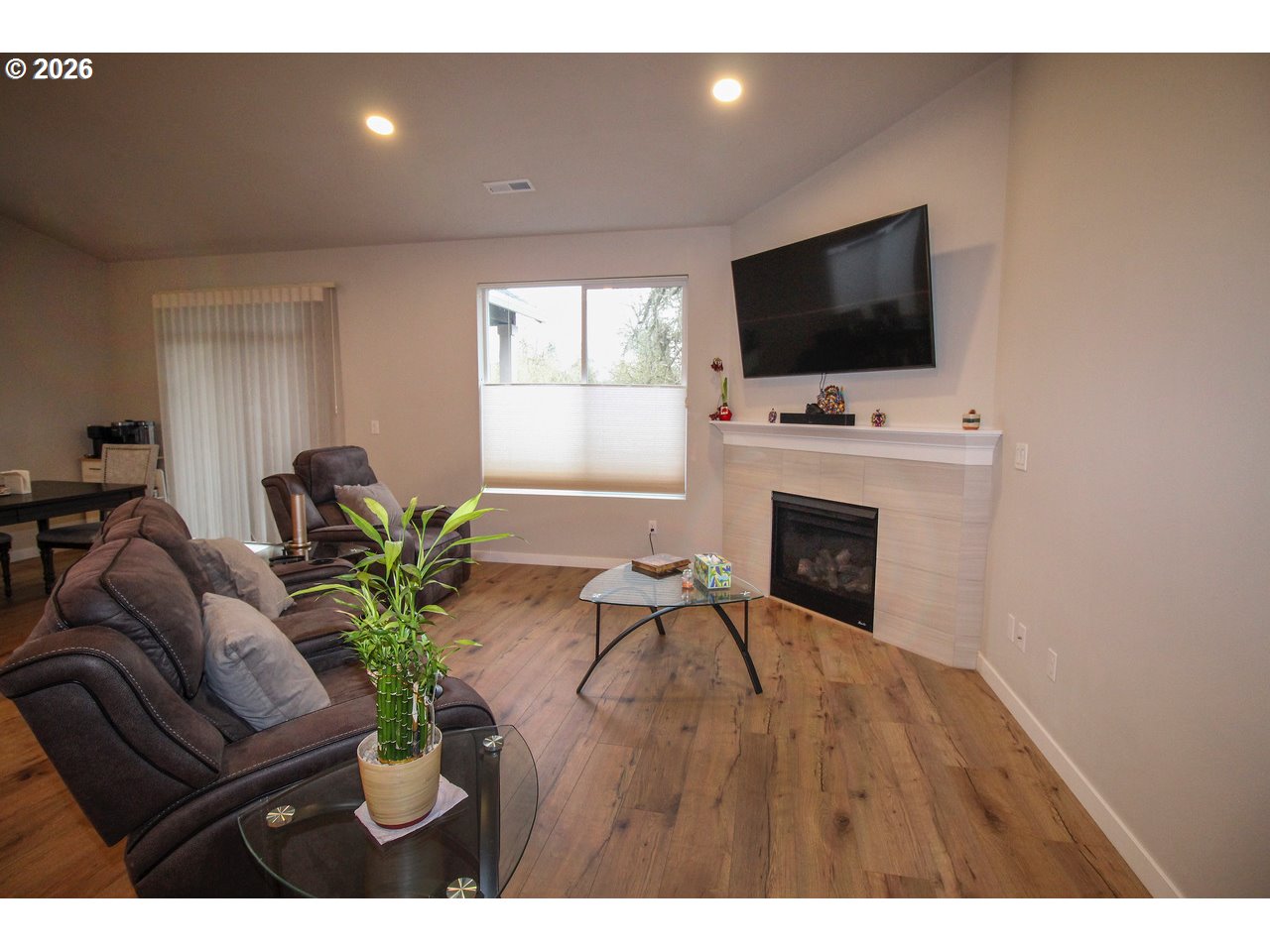 1683 S Quartz Dr Property Photo 8