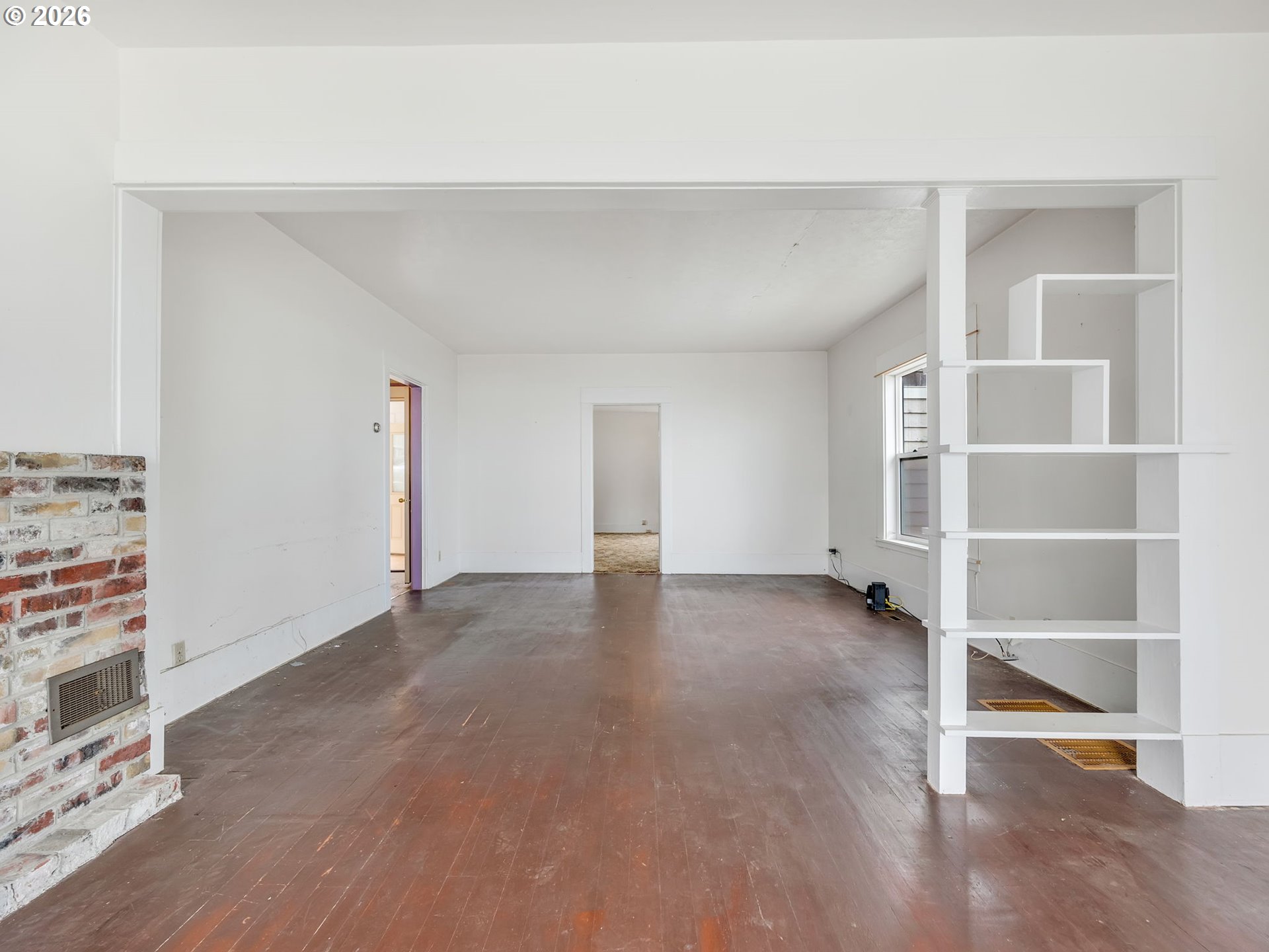 590 Rivington St Property Photo 9