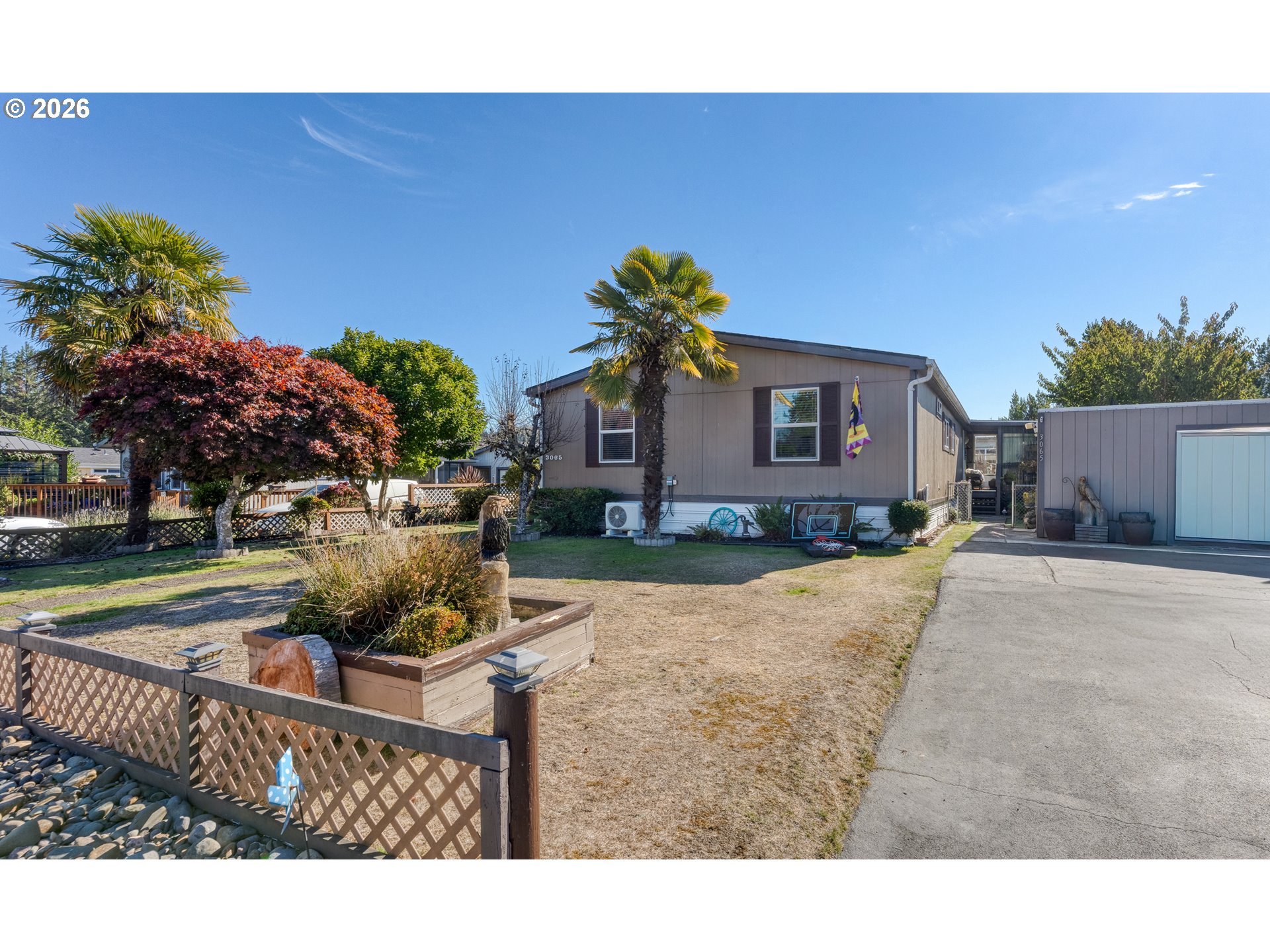 3065 Knott Ter Property Photo 2