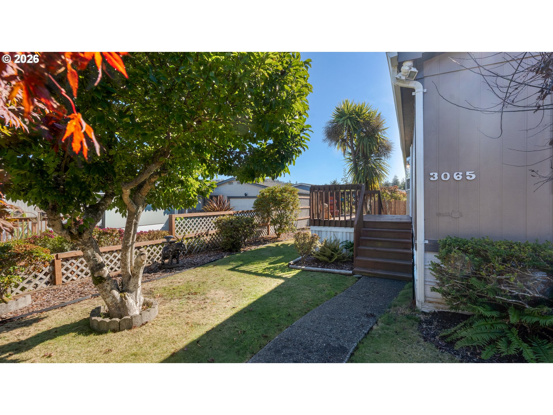 3065 Knott Ter Property Photo 3