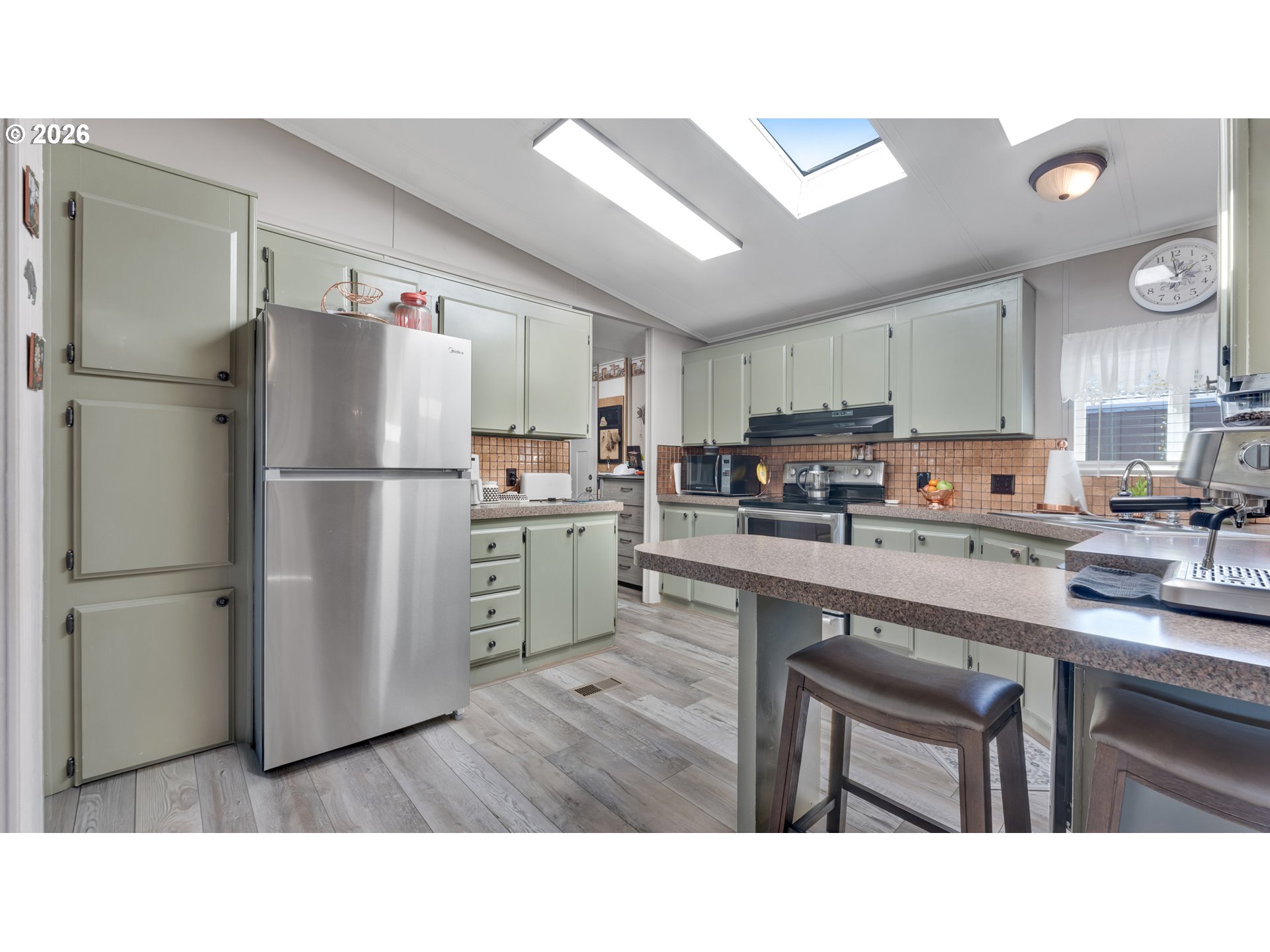 3065 Knott Ter Property Photo 9