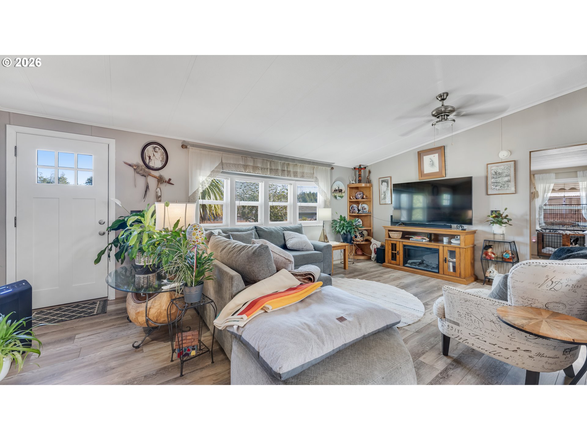 3065 Knott Ter Property Photo 12