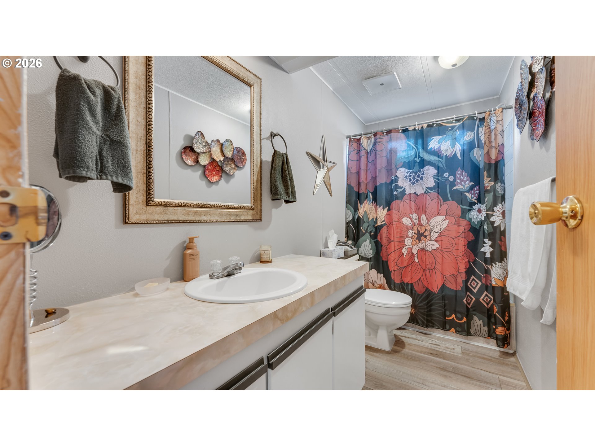 3065 Knott Ter Property Photo 17