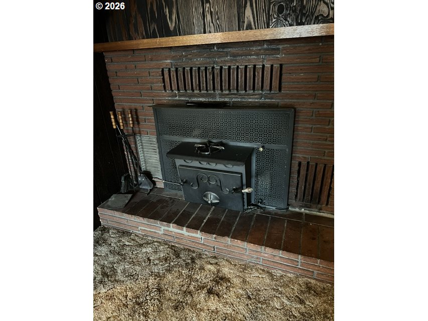 2012 Ne Vine St Property Photo 7