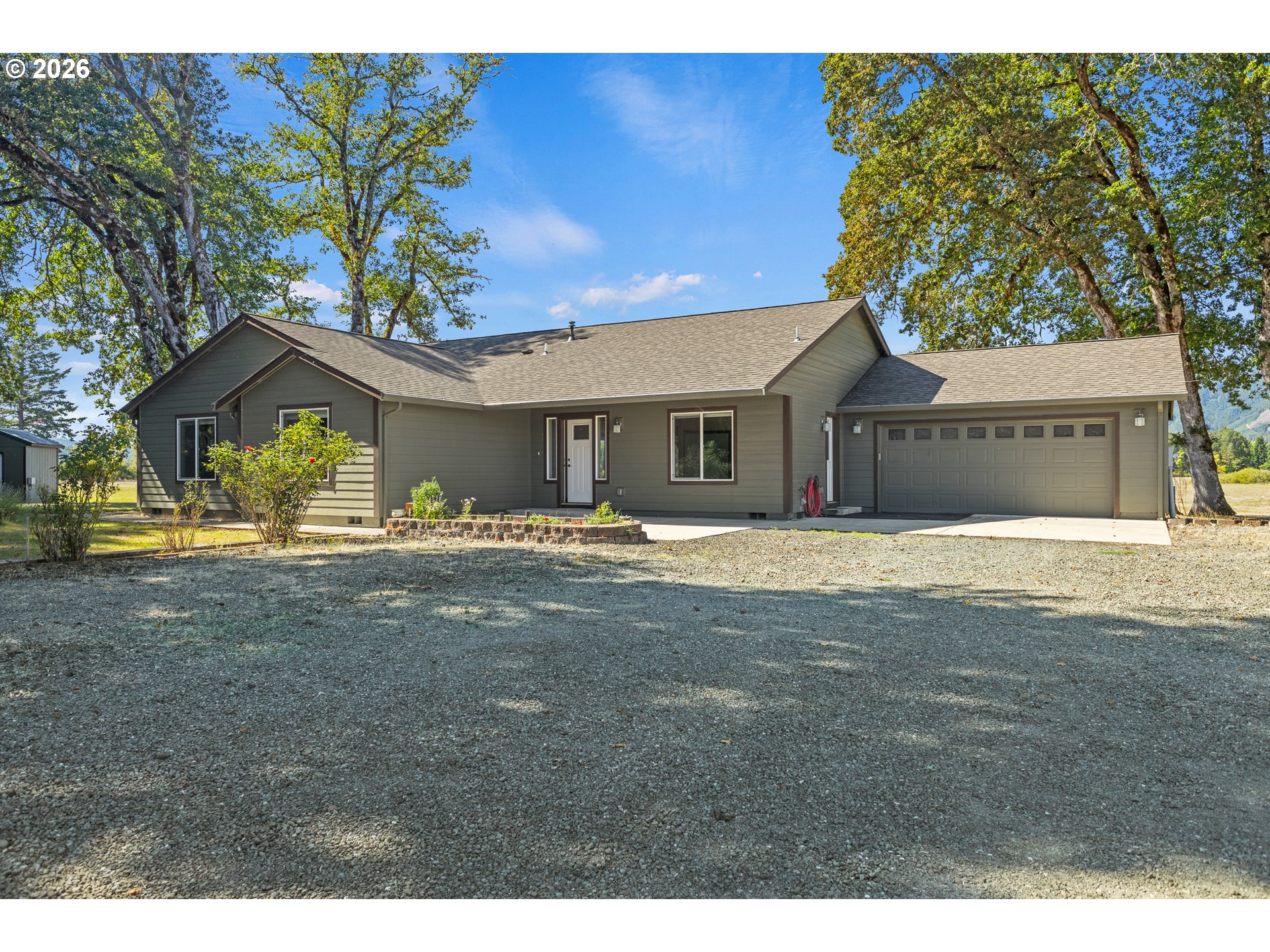 19521 Highway 42 Property Photo 1