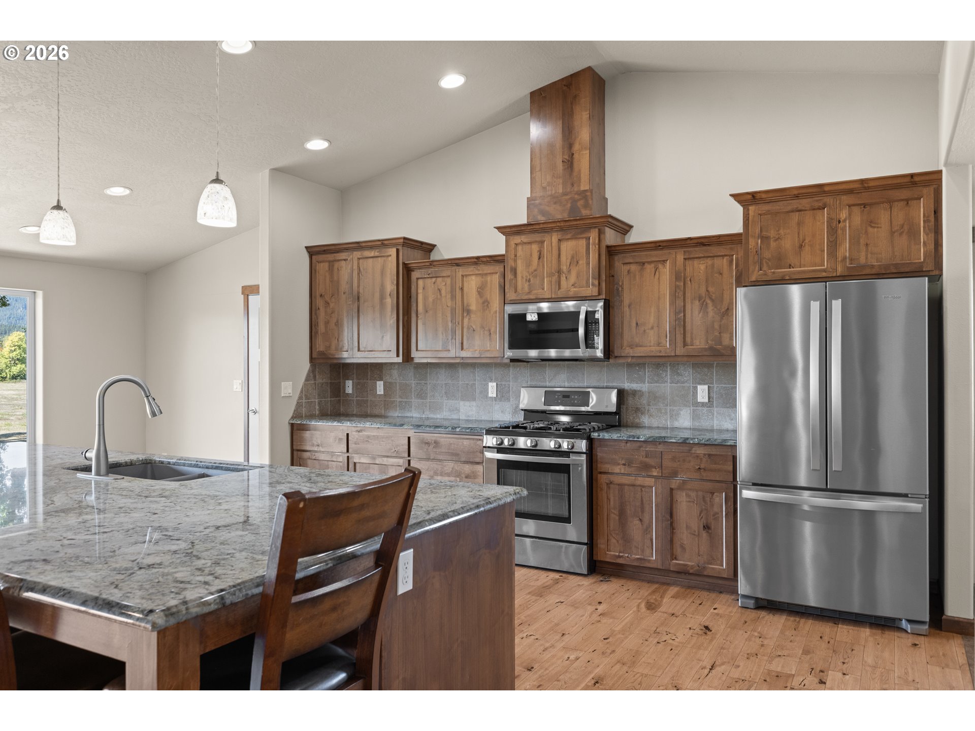 19521 Highway 42 Property Photo 3