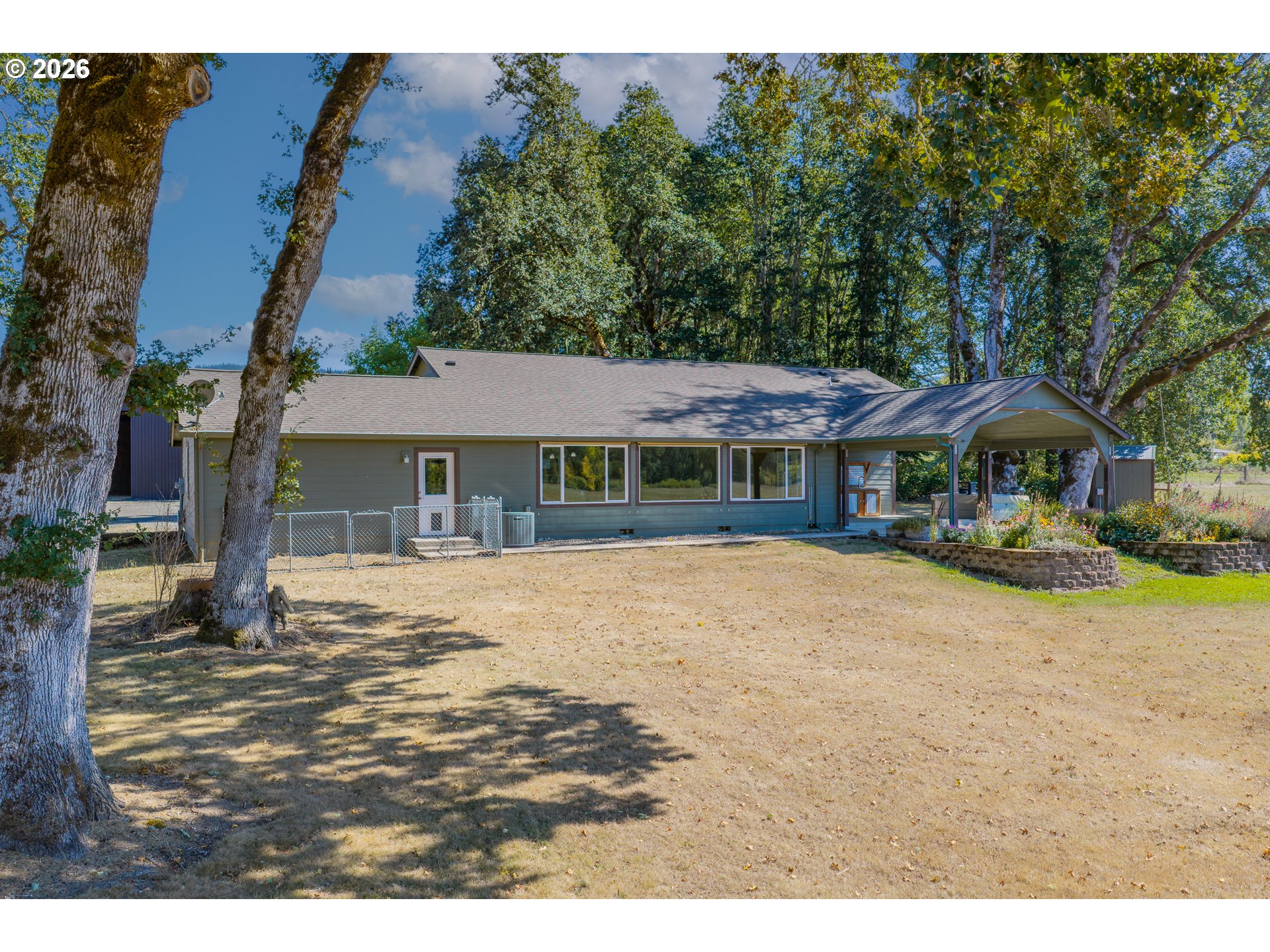 19521 Highway 42 Property Photo 9