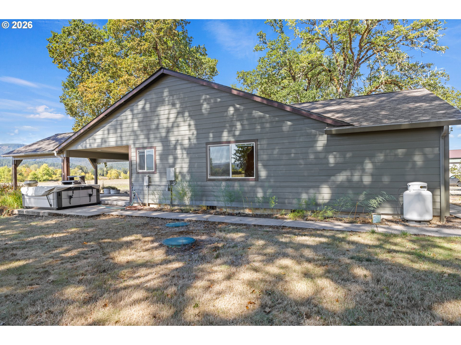 19521 Highway 42 Property Photo 12