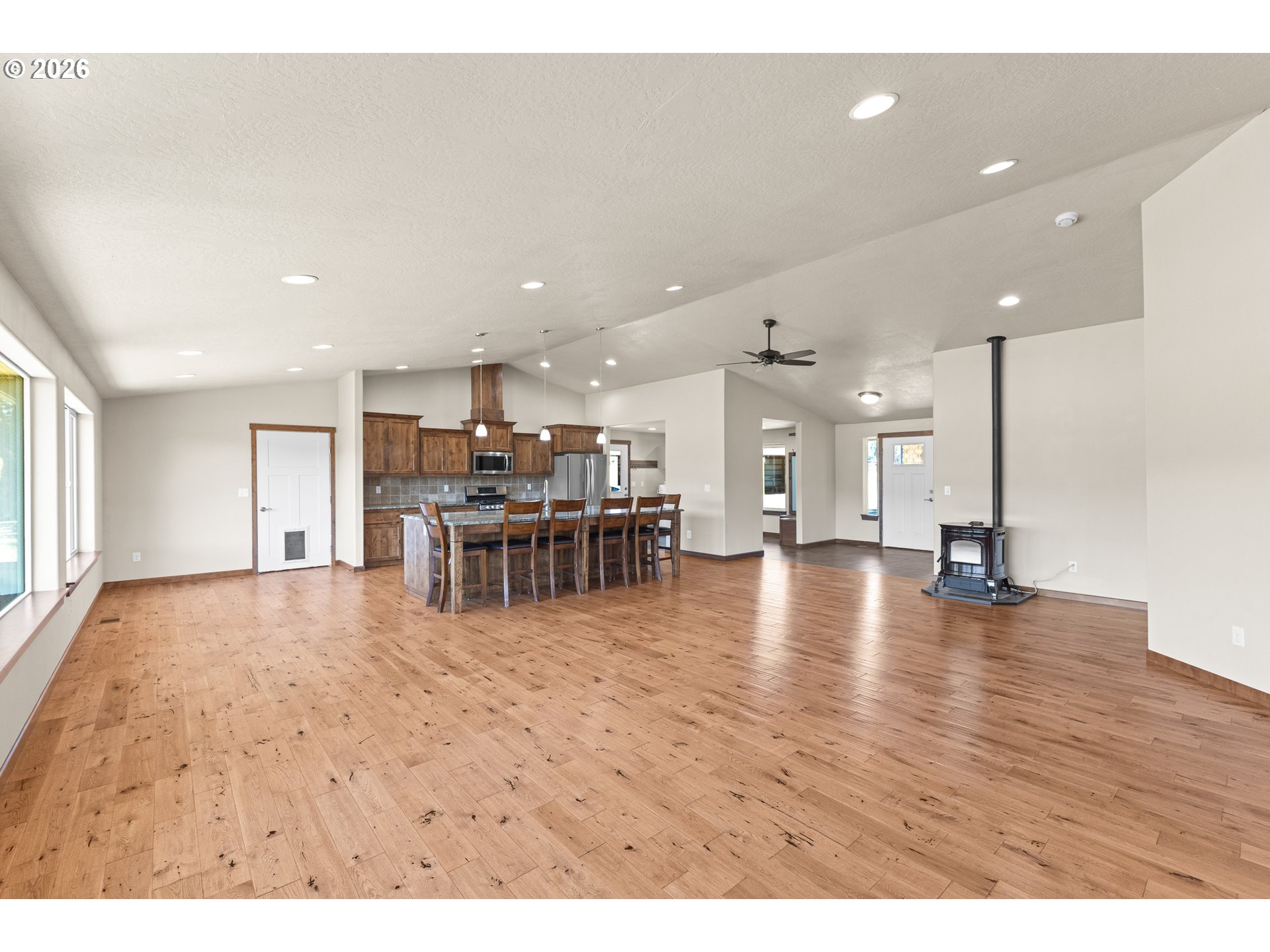 19521 Highway 42 Property Photo 23