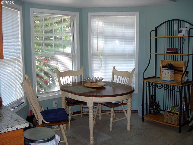 321 Arcadia Dr Property Photo 9