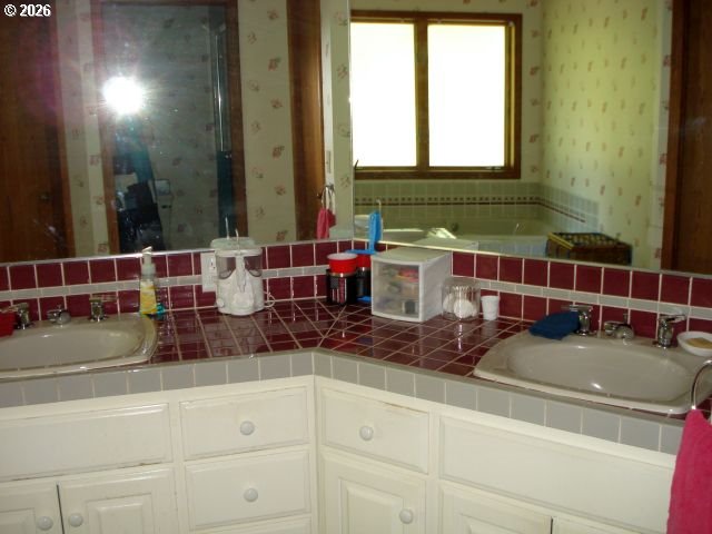 321 Arcadia Dr Property Photo 14