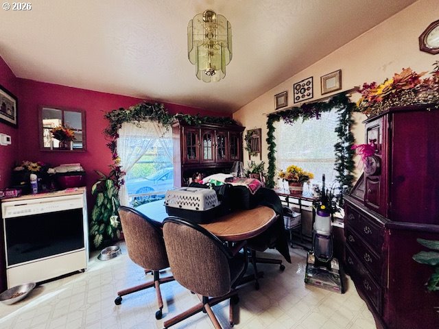 129 Evergreen Ln Property Photo 8