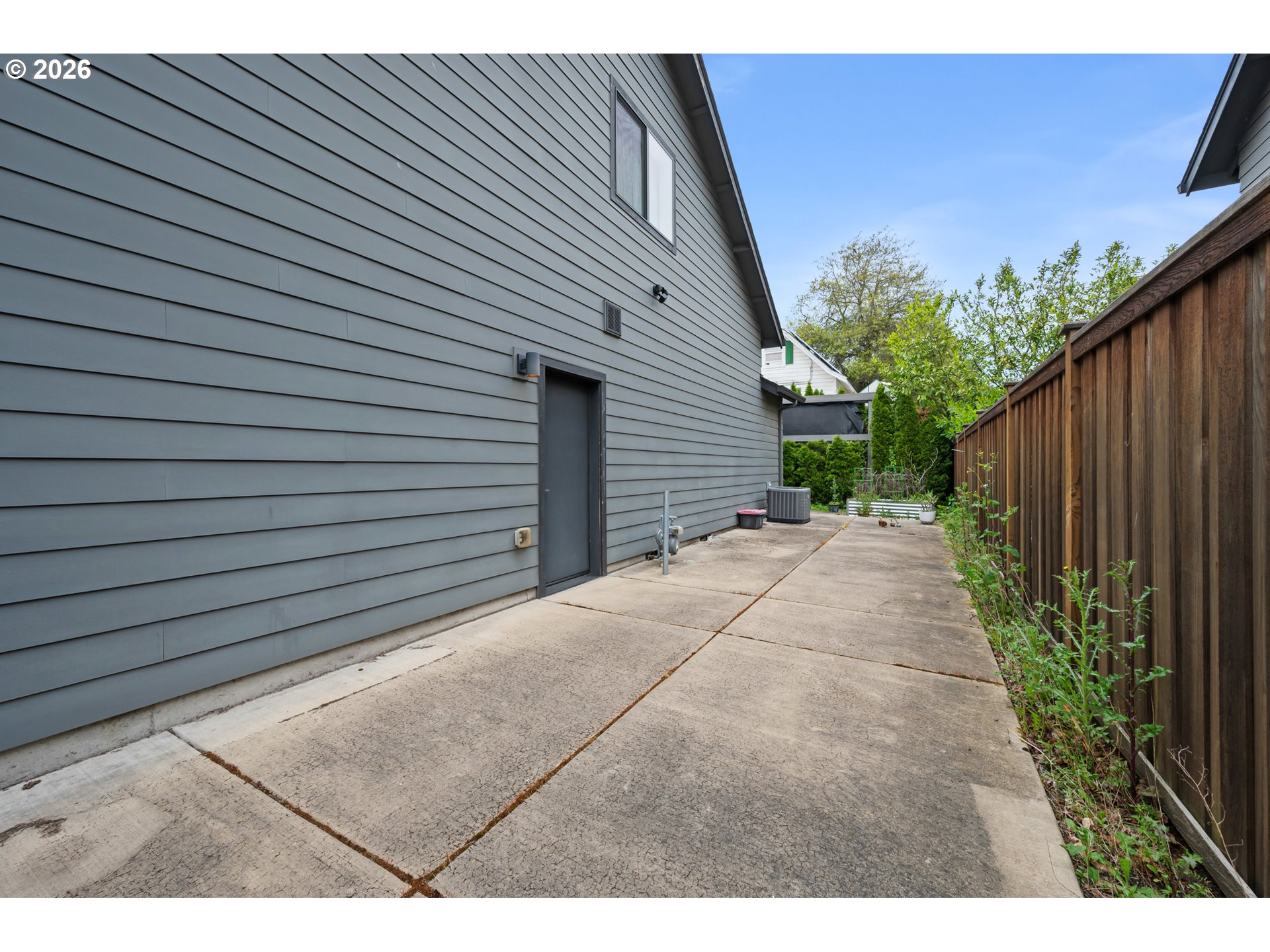 2845 Harlow Rd Property Photo 32