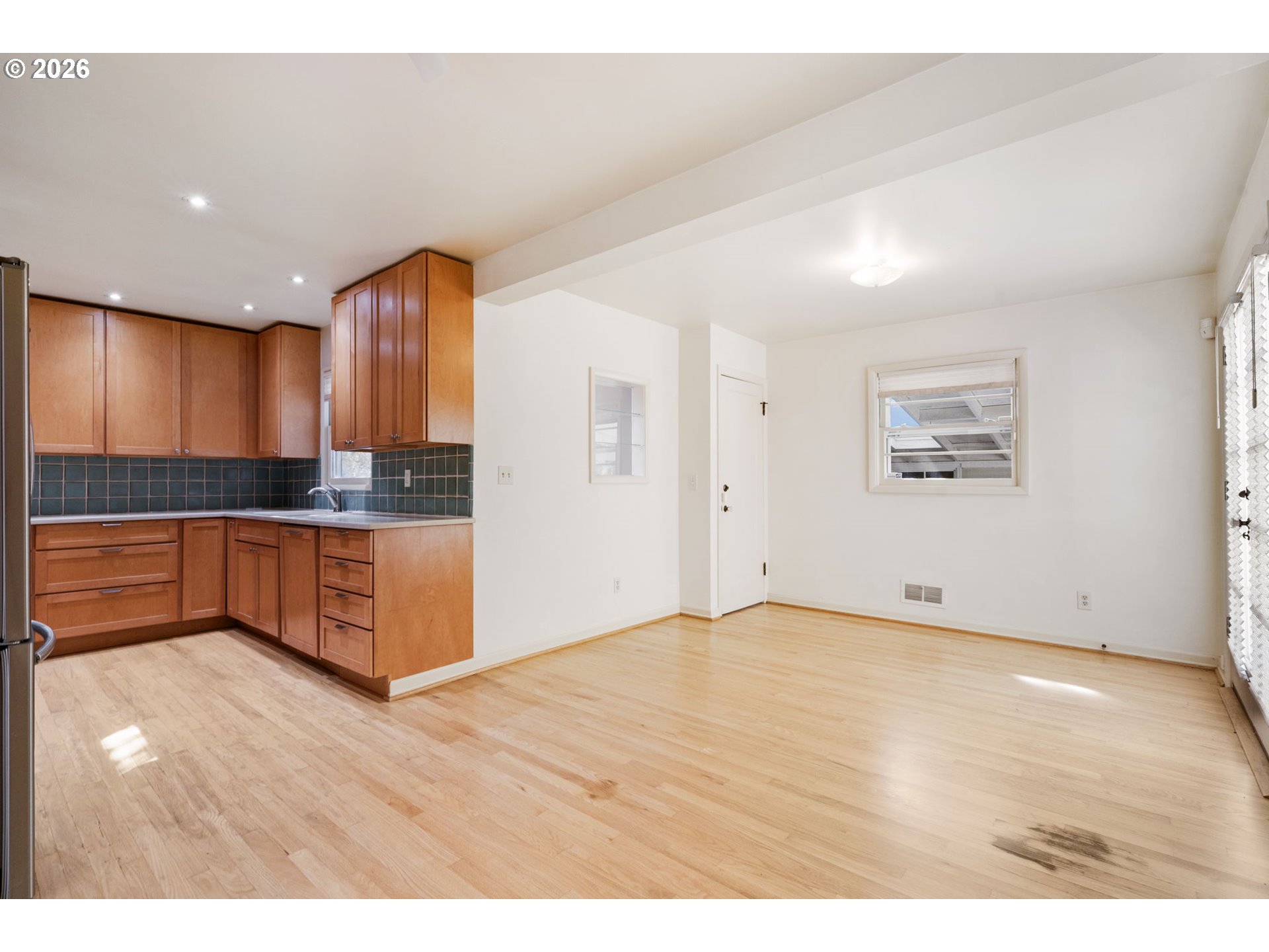 5012 N Yale St Property Photo 6