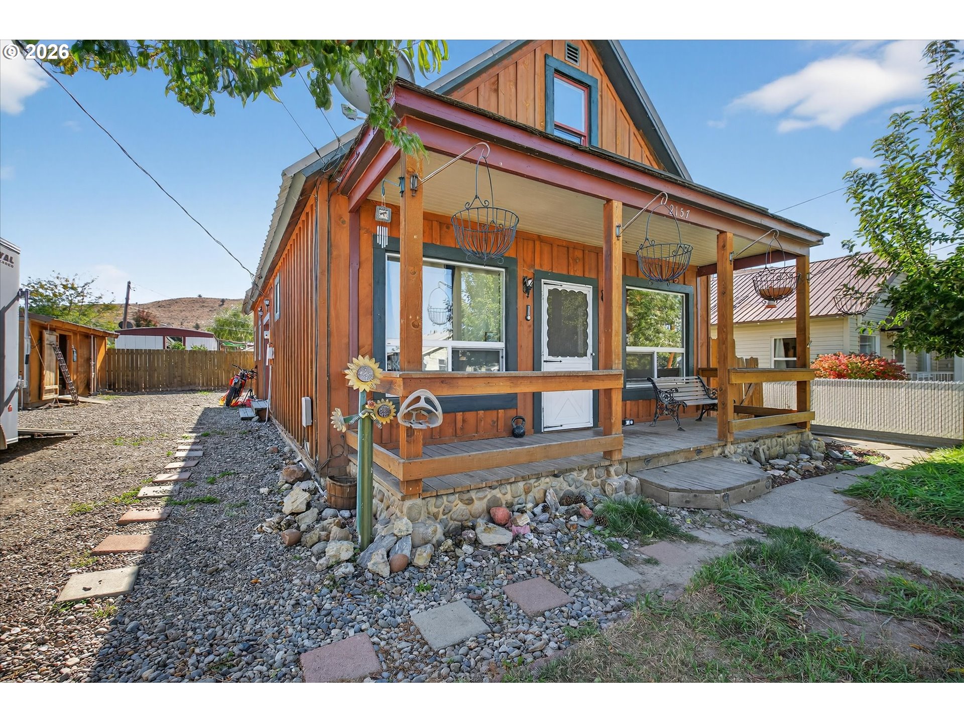 2157 COLORADO AVE Property Photo 1