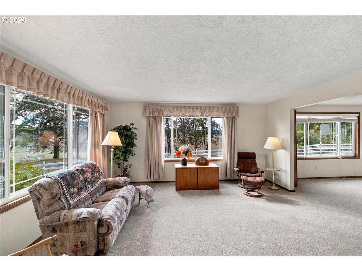 6515 Kurtz Rd Property Photo 5