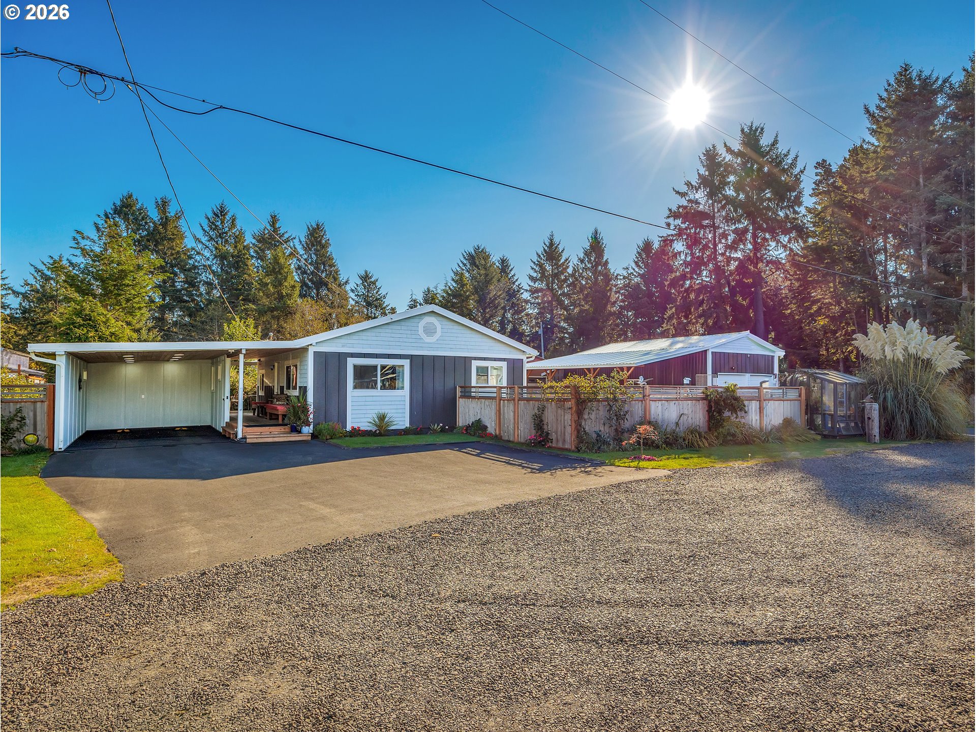20214 P Pl Property Photo 2