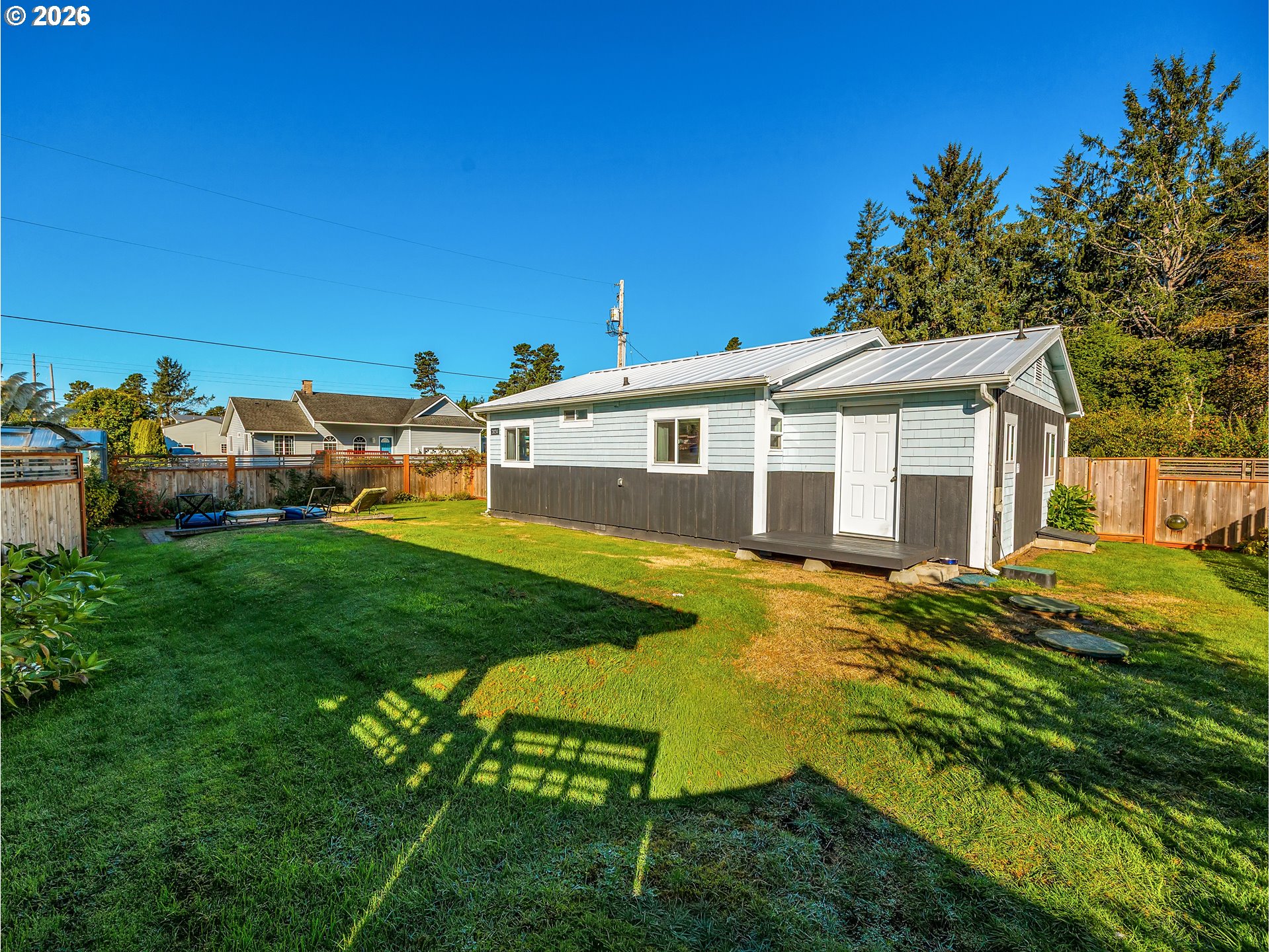 20214 P Pl Property Photo 40